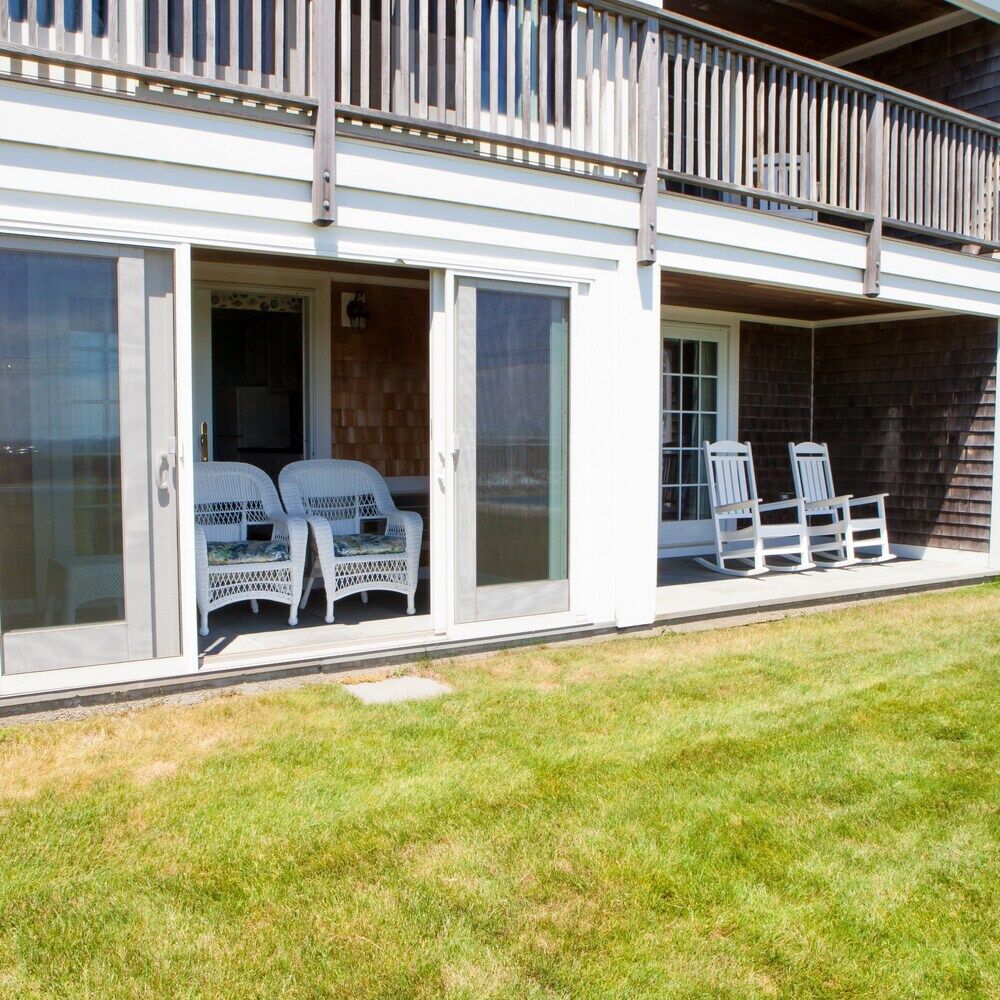 Beachside Village Resort ファルマス エクステリア 写真